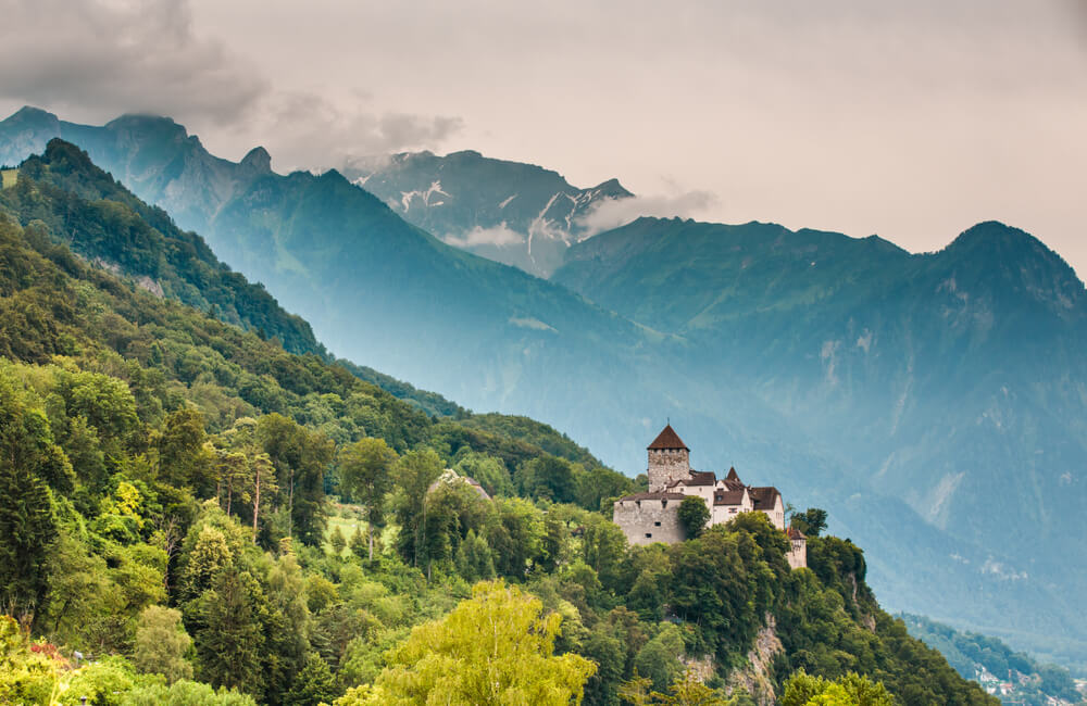 Vaduz castle and Alps, Lichtenstein ©Vit Kovalcik/Shutterstock.com